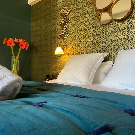 로만스수르아이져 La Tour Yveline B&B 외부 사진